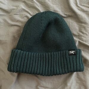 Arcteryx green beanie